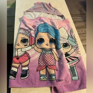 L.O.L. Surprise! Pink and Blue Hooded Towel